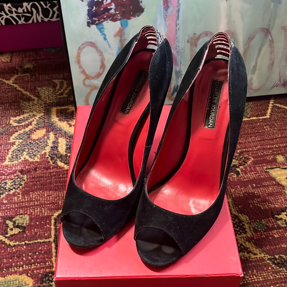 Sexy Charles Jourdan size 9.5 M Suede Peep Toe Heels